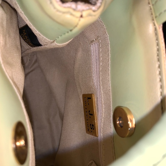 LJS SHOULDER BAG - Picture 4 of 7